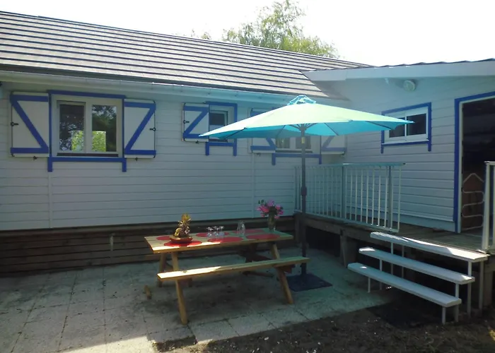 בית נופש Mont En Baie