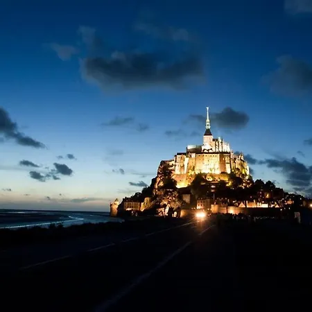 Mont En Baie Hébergement de vacances *